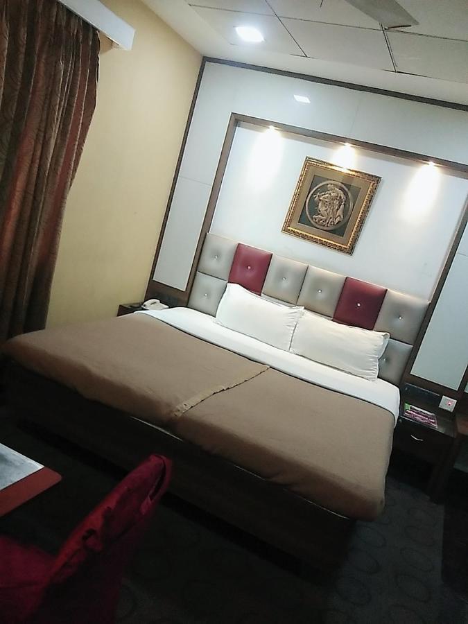 Hotel Manoranjan Inn Lucknow Extérieur photo